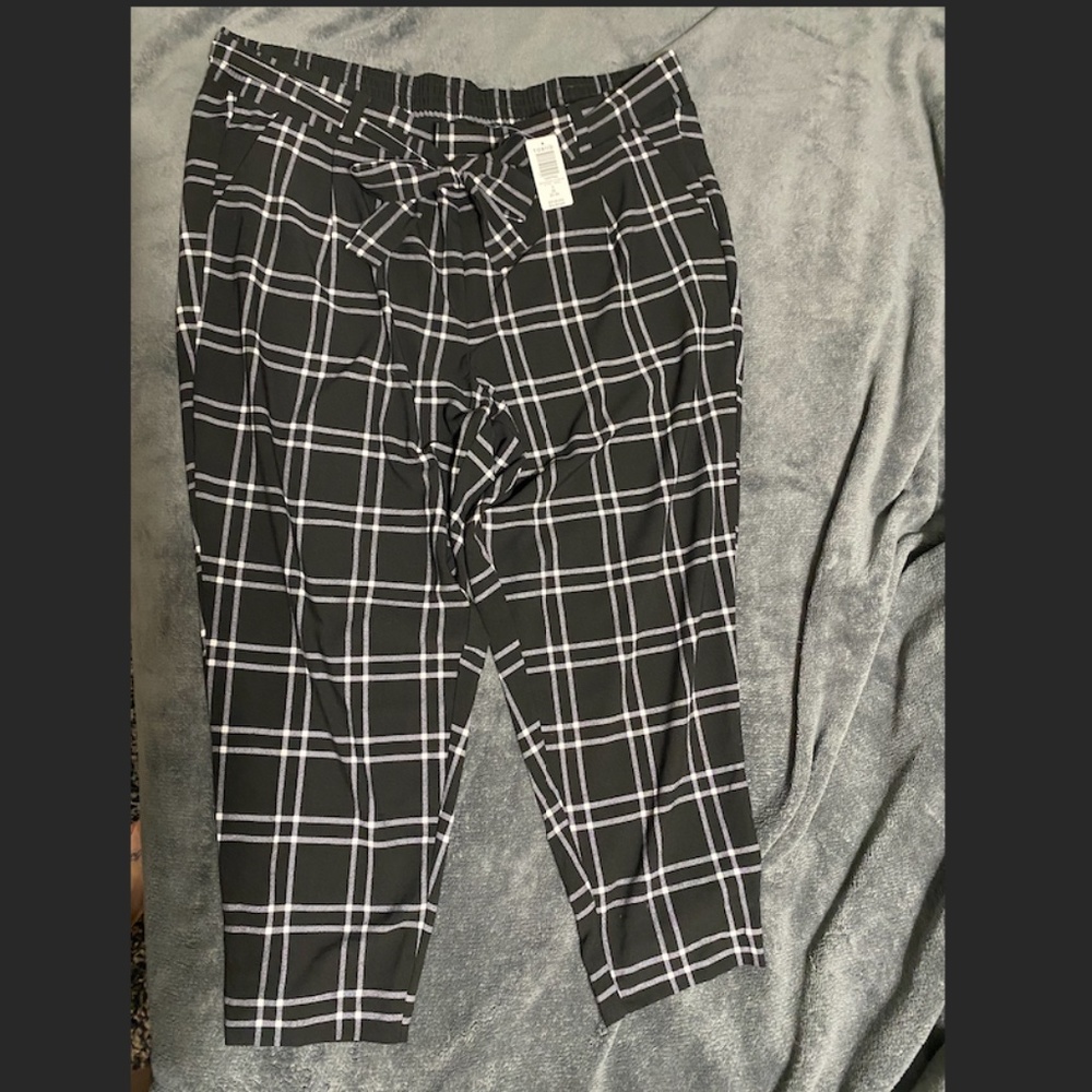 Torrid Tie Pants | Size 3 (22-24) | NWT